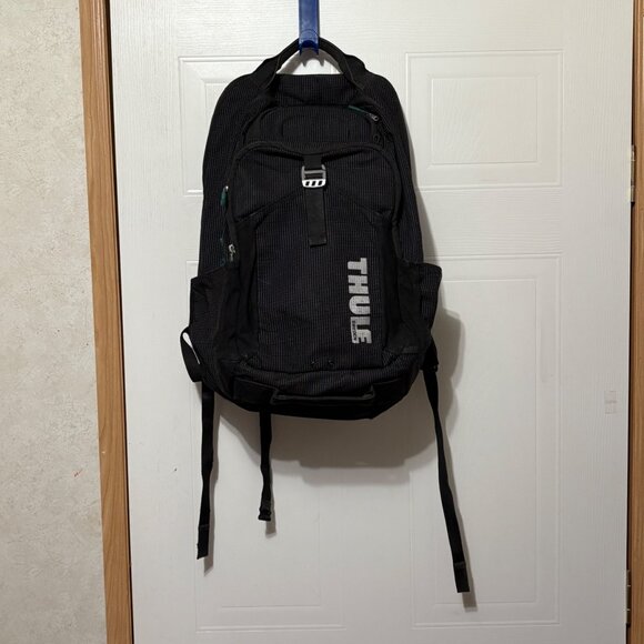 Thule Crossover 32L Laptop Backpack Black For 15" MacBook Pro Padded Case Logic - Picture 12 of 16